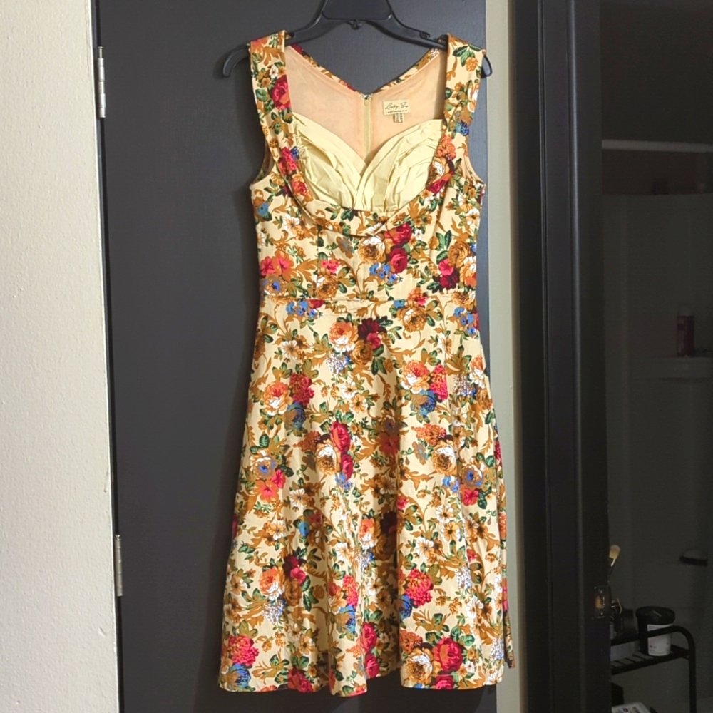 Lindy Bop Floral dress
